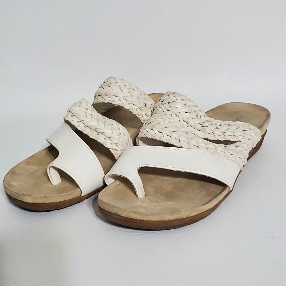 BareTraps Jonelle Women's Braided Sandals - White and Tan Size 7 1/2